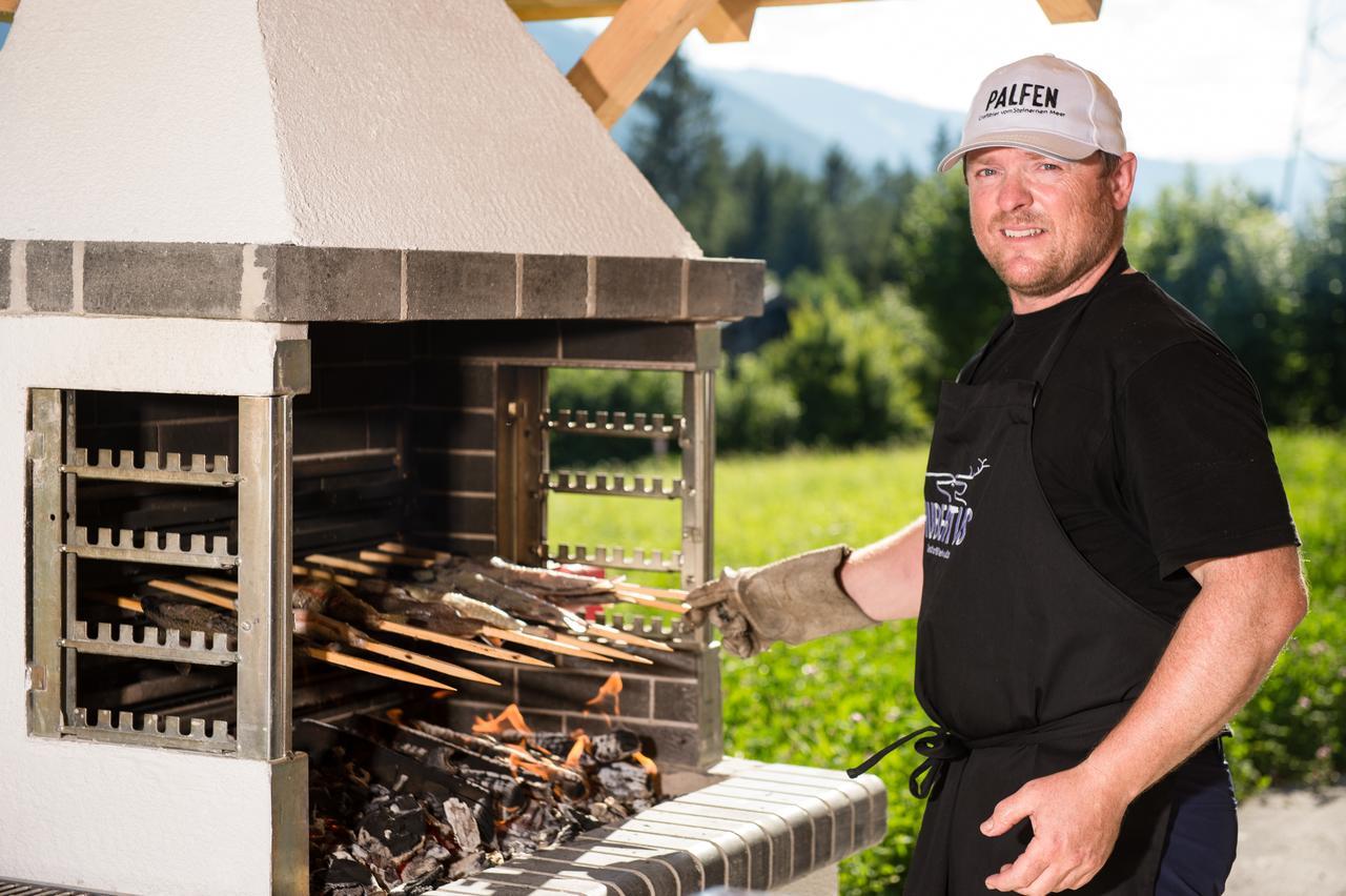 Gasthof Hubertus Saalfelden Eksteriør billede